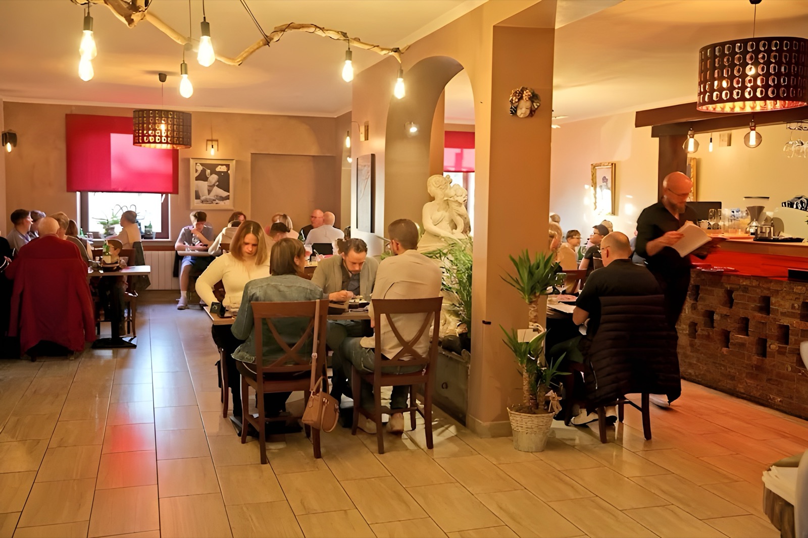 èCosi - Trattoria & Spritzeria